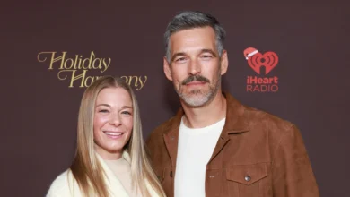 8468ff44f5c5 leann rimes eddie cibrian holidays.jpg
