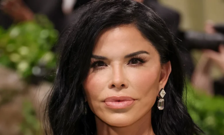 b315542bb41c lauren sanchez.jpg