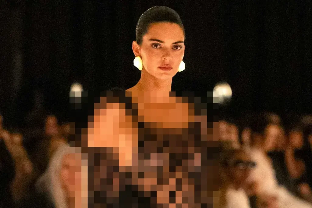 33d4a3b637eb29f7fc1f2cb0c6525f26 ezgif.com censor