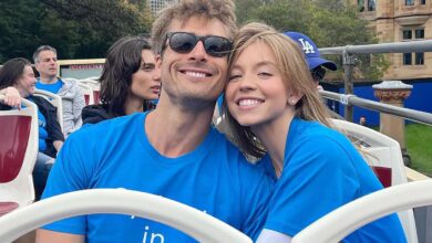 Sydney Sweeney and Glen Powell 041023 a945a08fa9024ceaafd1ab2c0883f937