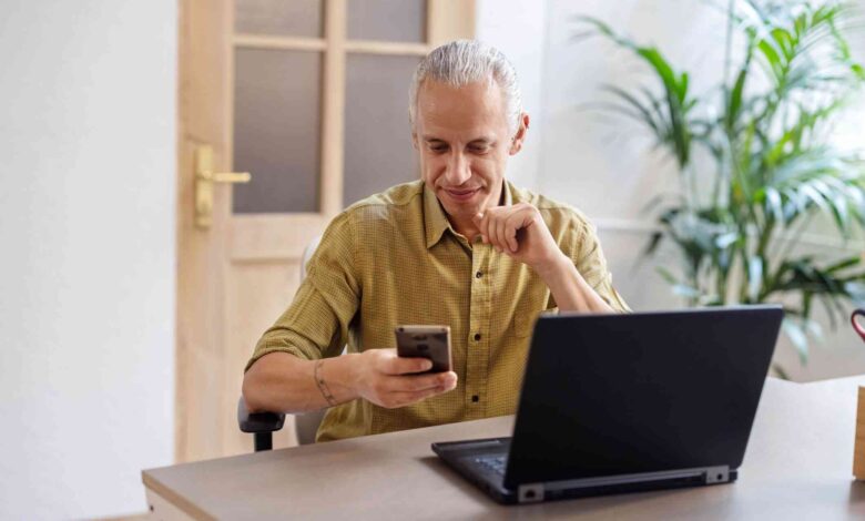 مشاوره روانشناسی آنلاین و تست اختلال شخصیت آنلاین؛ گامی نو در سلامت روان با کلینیک روانشناسی آرون