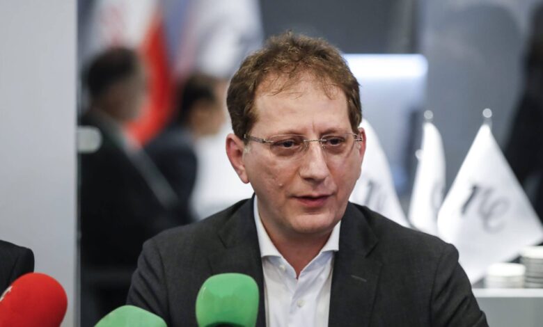 55dccf51 0c82 41f2 b4f1 f565f5e7db83 1