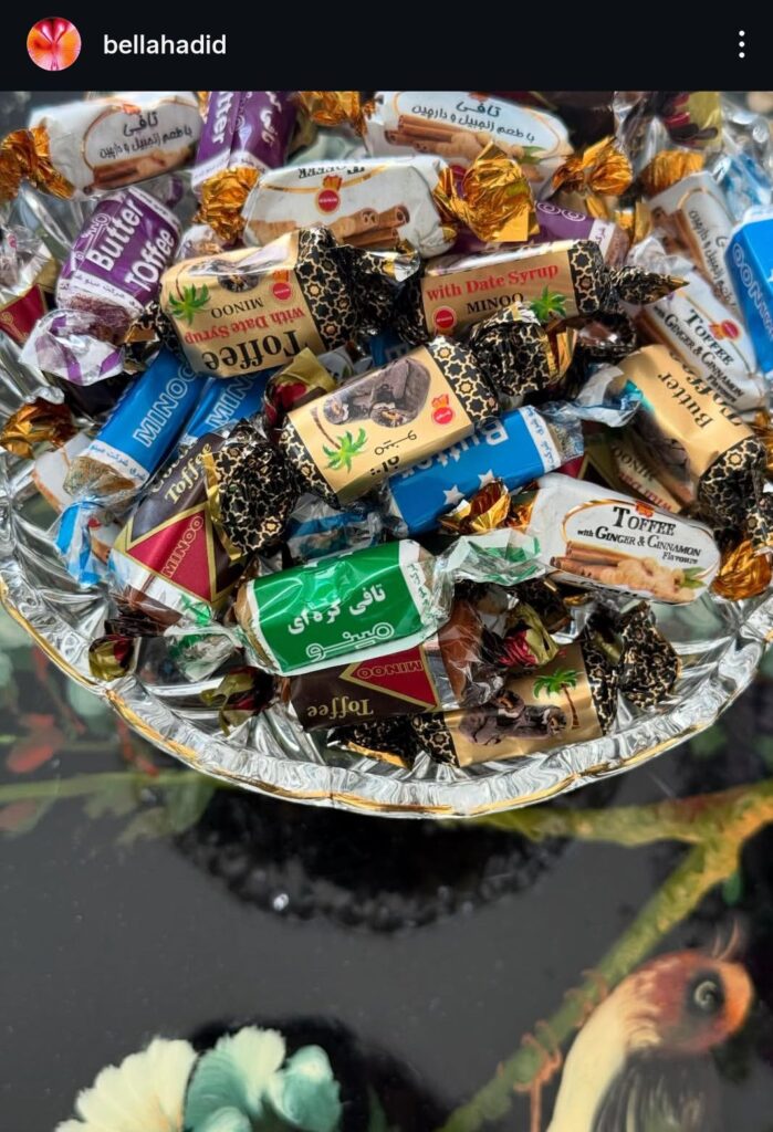 bella hadid treat 693414753b0353f9ce22b726