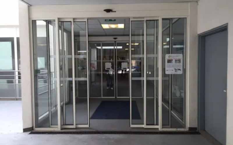 telescopic glass Door