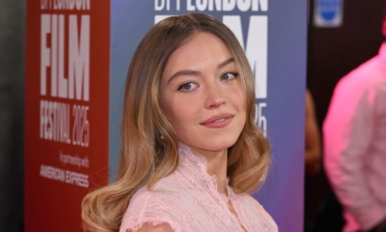 سیدنی سوئینی 15