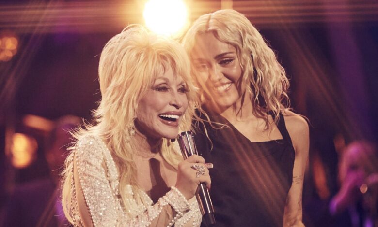 dolly parton miley cyrus 1420x798 1