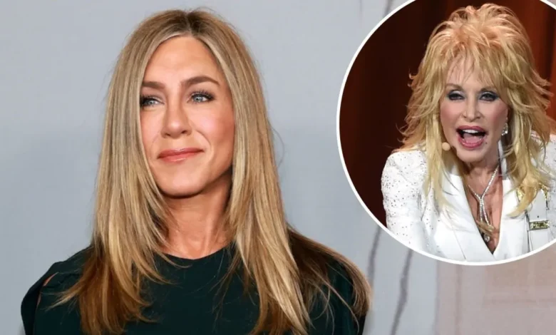 Jennifer Aniston Pays Tribute to Dolly Parton During Rare Appearance With Boyfriend Jim Curtis e1788398864109
