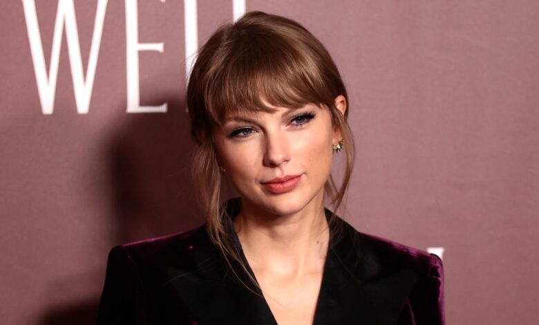 Taylor Swift All Too Well premiere 1