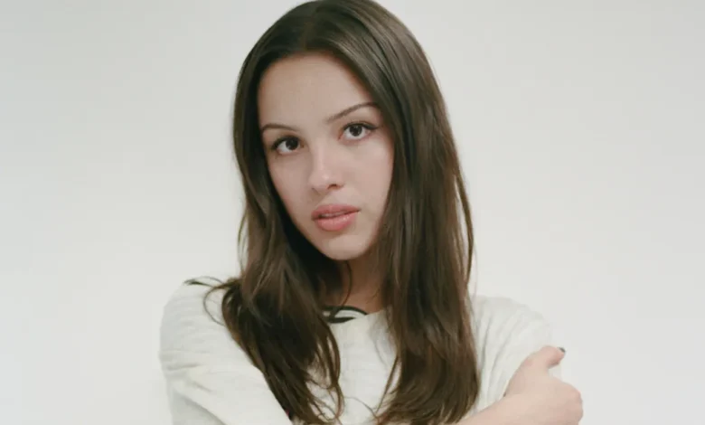olivia rodrigo press olivia parker billboard 1800