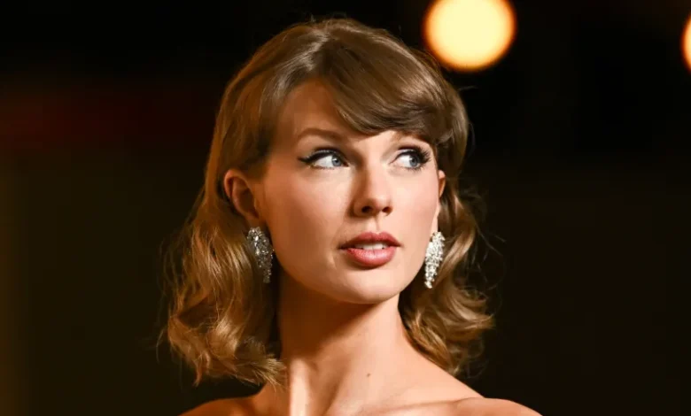 taylor swift fi e1792344520127